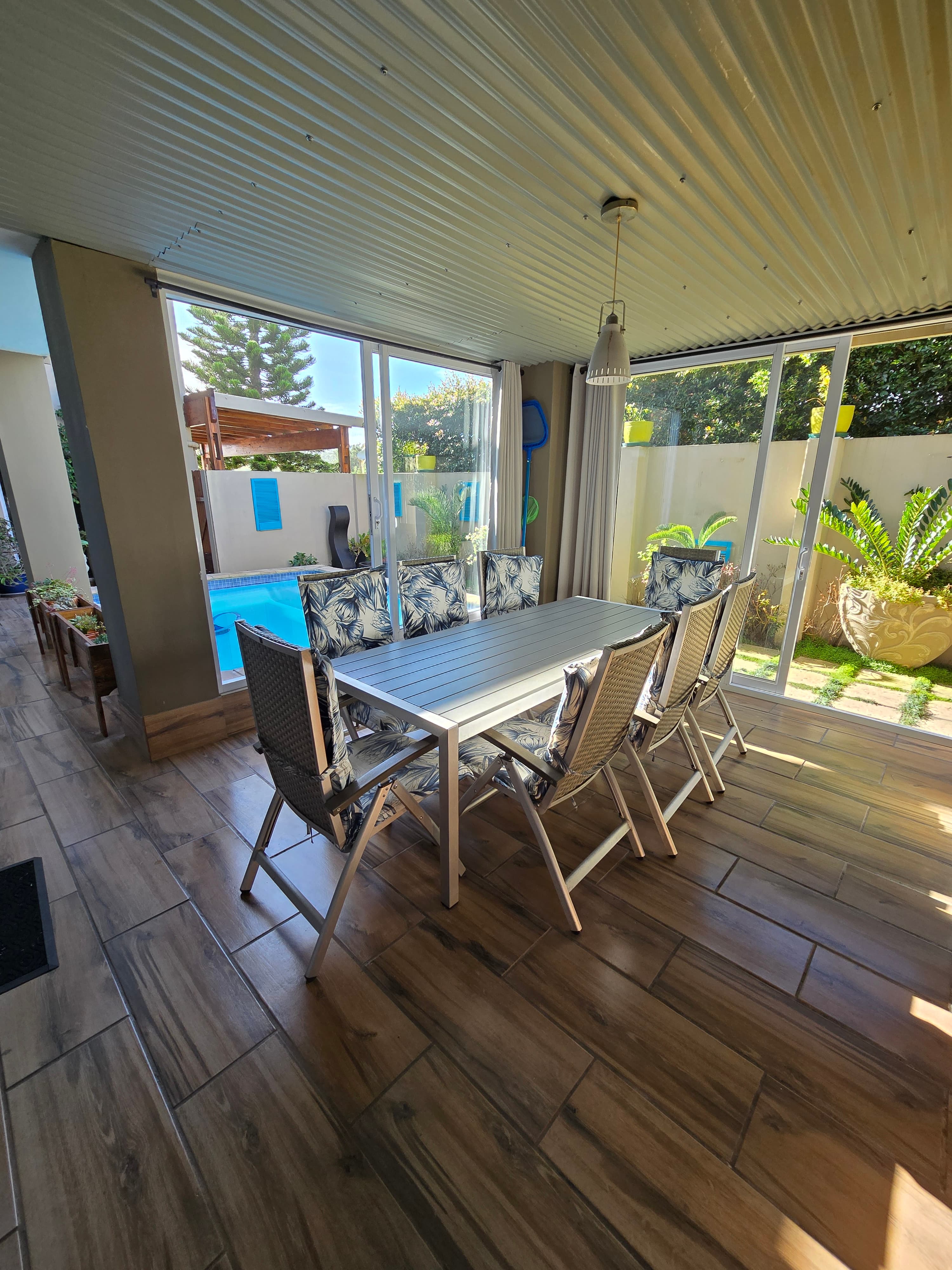 Vibe Beach House - Exterior View: 20240706_140020.jpg (8)