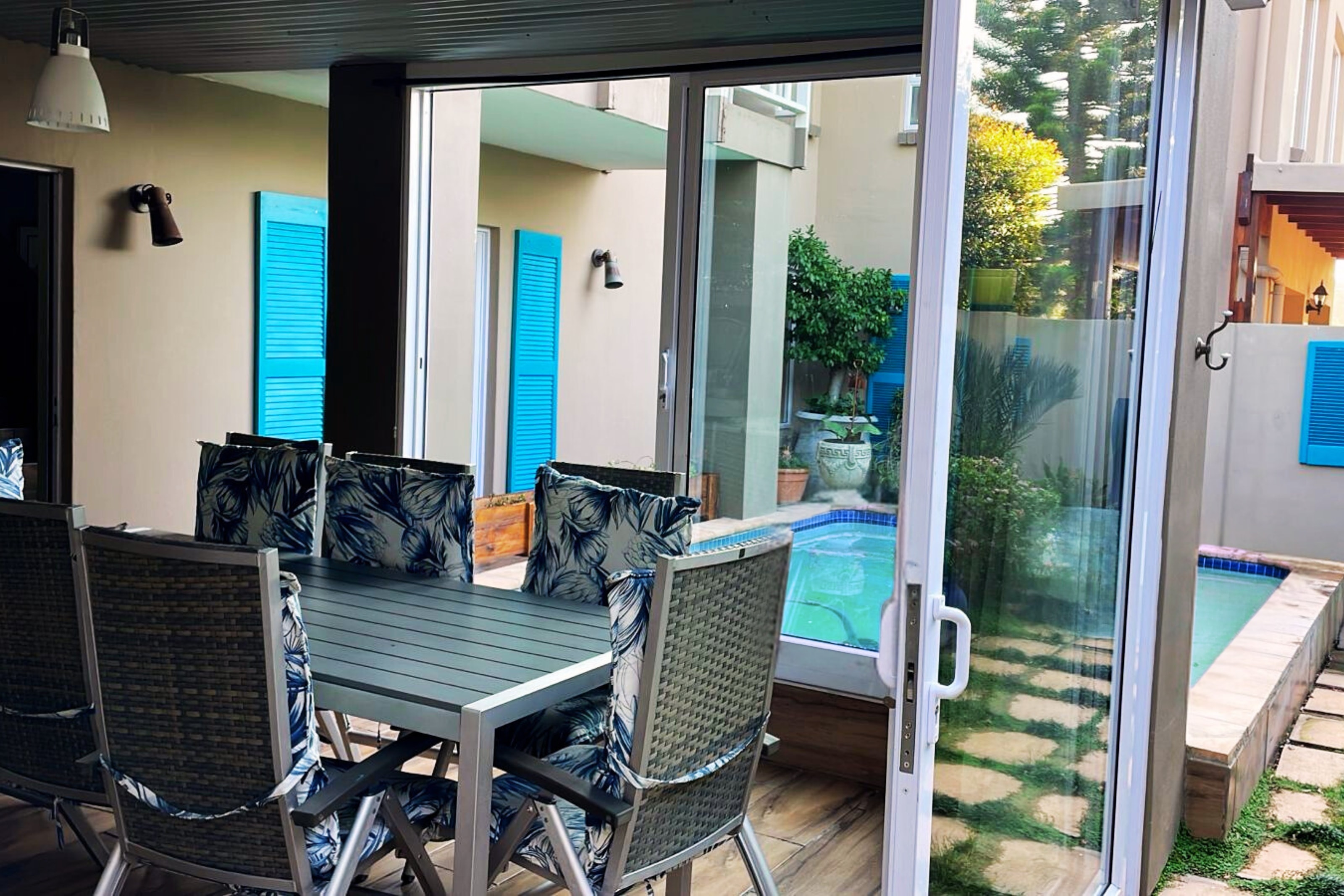 Vibe Beach House - Exterior View: 5.jpg